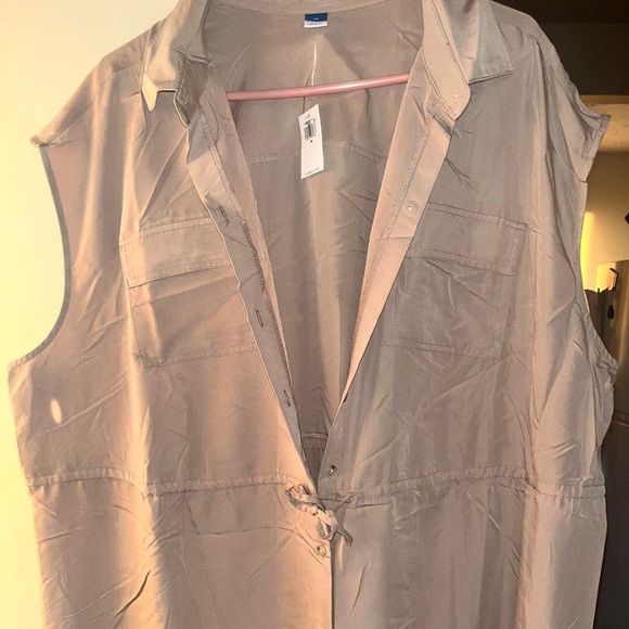 Old Navy khaki Sleeveless Dress - Picture 1 of 4